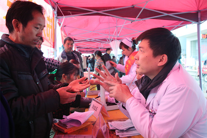 爱心医疗“三下乡” 义诊服务暖人心