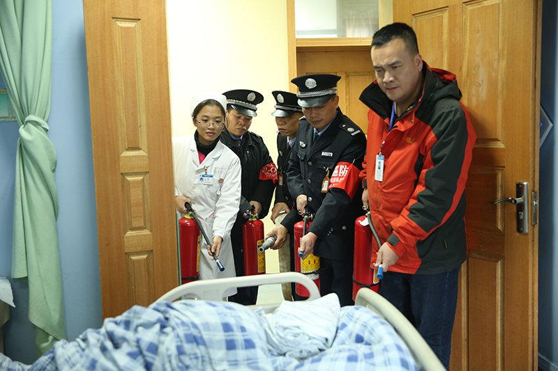 桂林市人民医院开展春节前消防安全应急演练活动