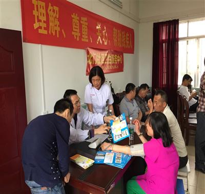 我院北门社区卫生服务中心开展“全国助残日”义诊活动