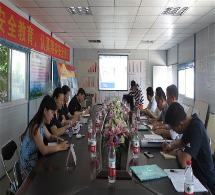 桂林市卫生计生委党组书记、主任王芳到桂林旅游综合医院视察调研