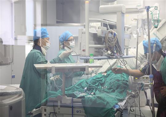 我院率先在桂林市完成阵发性心房颤动冷冻球囊导管消融术