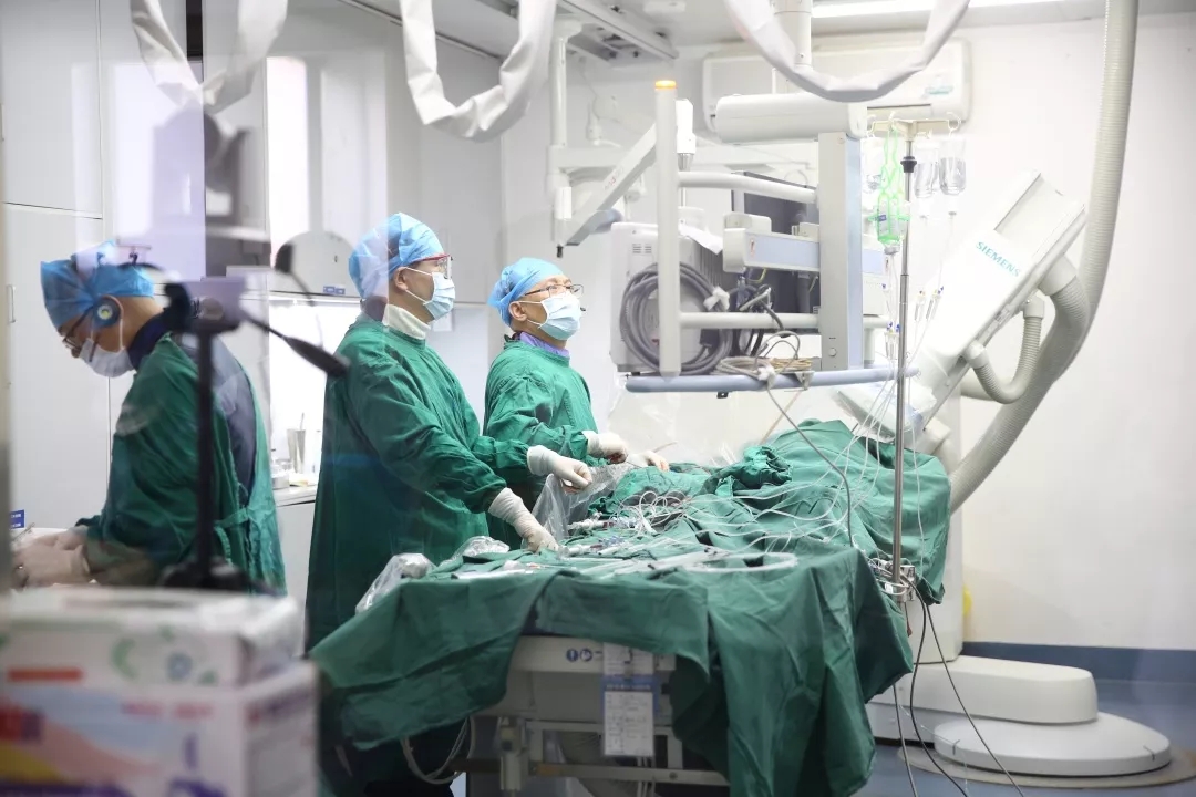 面向全国直播手术，桂林人医这支心脏介入团队底气十足