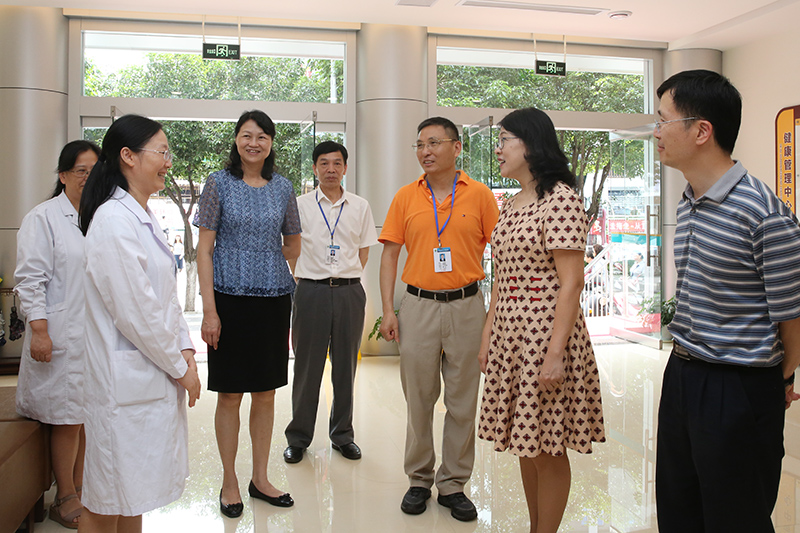 桂林市副市长兰燕到桂林市人民医院调研