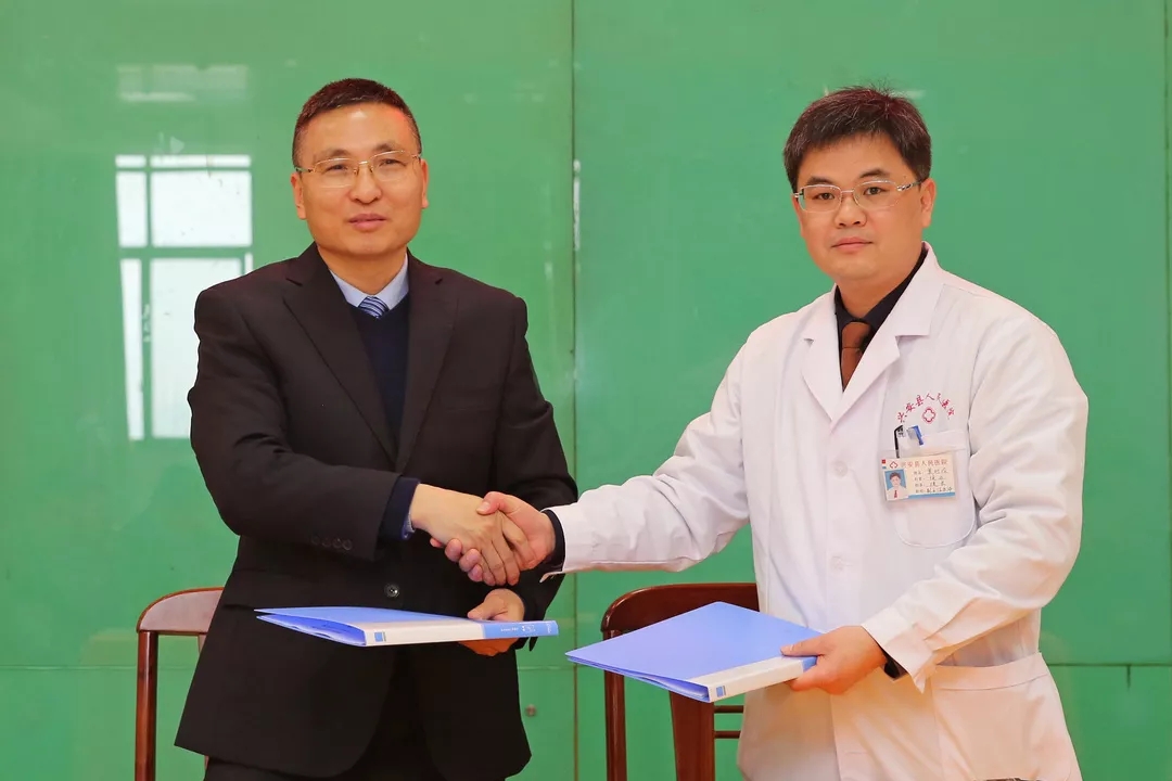 桂林市人民医院兴安分院挂牌 37万群众不出县看三甲专家