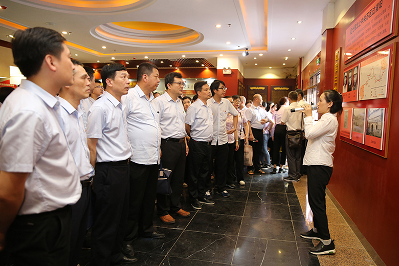 不忘初心使命  桂林市人民医院“七一”系列活动侧记