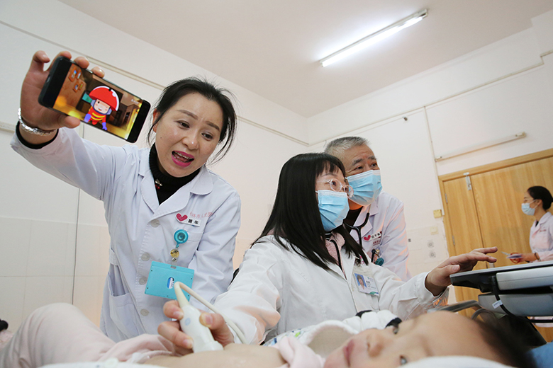 桂林市人民医院：先心病筛查救助走进平乐县，多名贫困患儿将获益