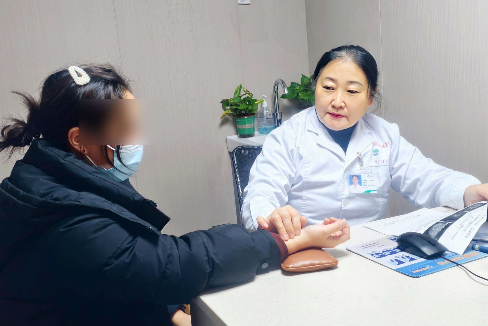 【80周年院庆征文作品展示⑤】咱家的“送子观音”——李虹医师