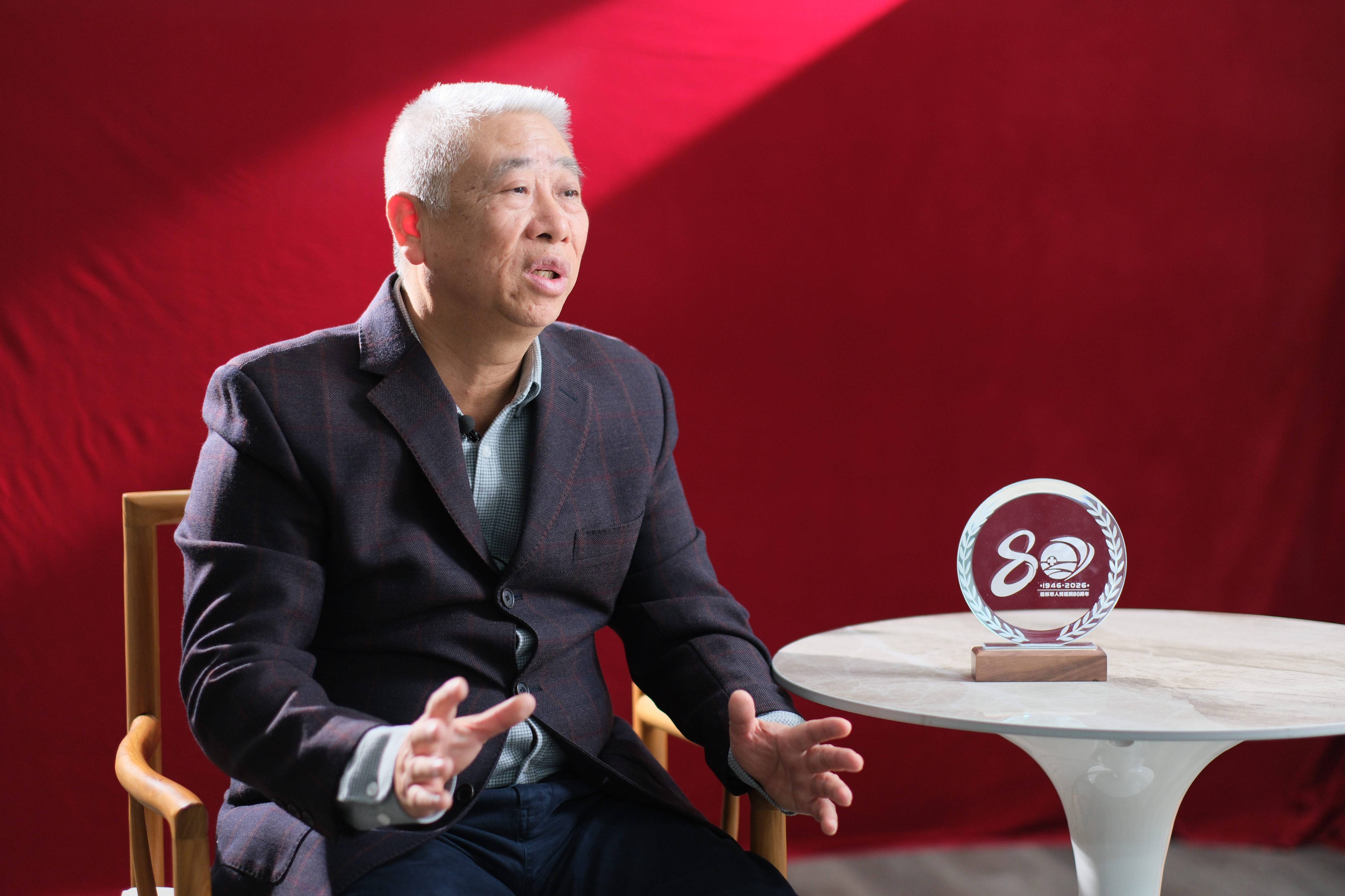 口述历史|伍于斌：从医当“如临深渊、如履薄冰”