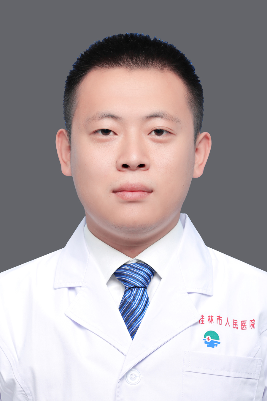 李成